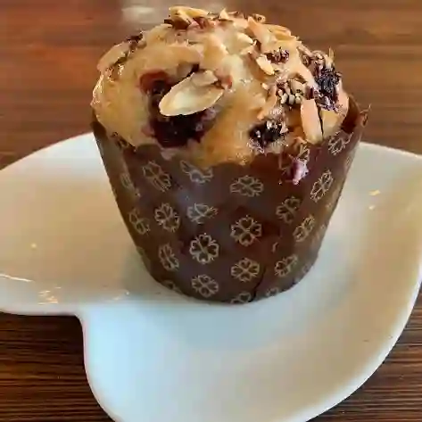 Muffin Vegano Frambuesa Almendra