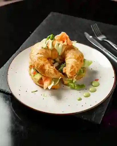 Croissant de Salmón Ahumado
