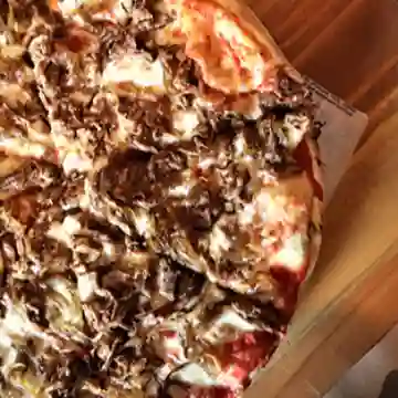 Pizza Carne Mechada
