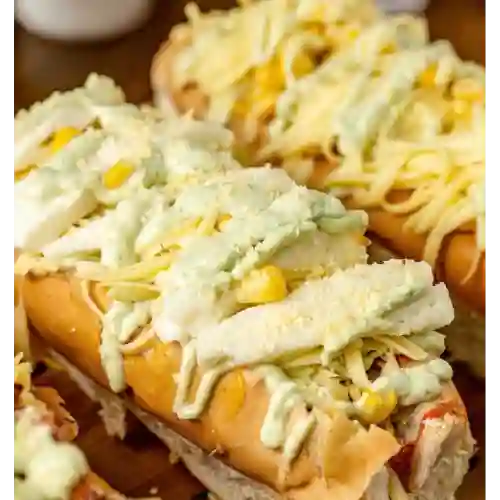 Perro Caliente con Queso de Mano