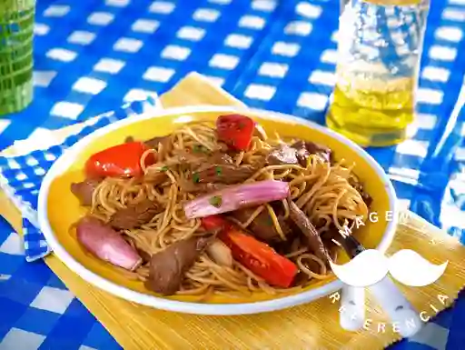 Tallarín Saltado de Carne