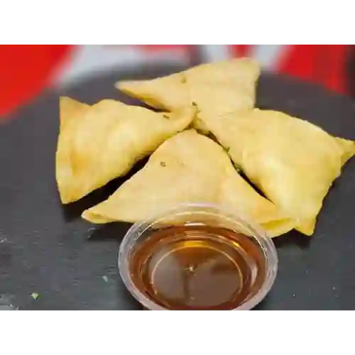 3 Empanadas de Queso