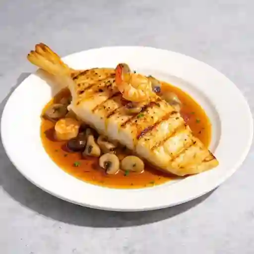 Pescado Mar Y Tierra