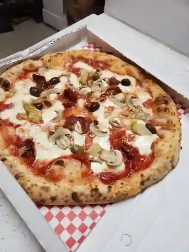 Capricciosa ( Pizza Familiar 36 Cms,)
