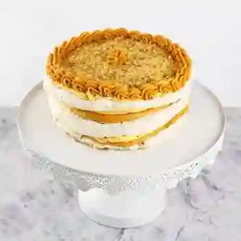 Torta de merengue de lúcuma