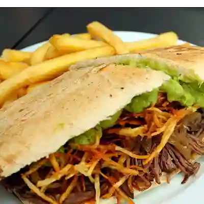 Scorpions con Papas Fritas