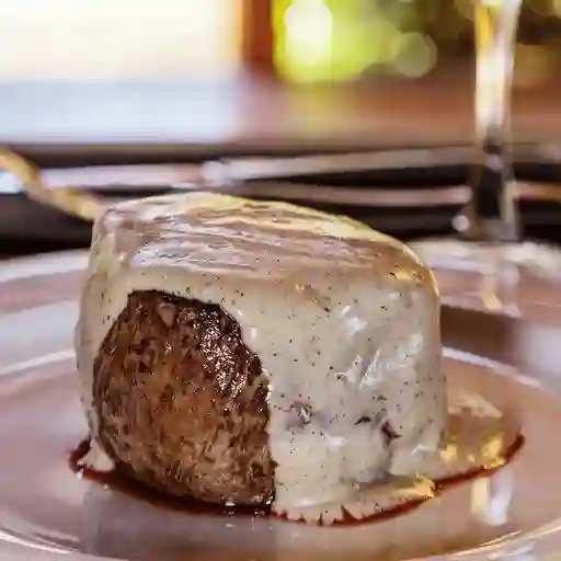 Lomo liso de res con salsa de pimienta