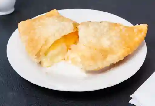 Empanada tropical