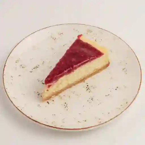 Cheesecake con Salsa de Frambuesa