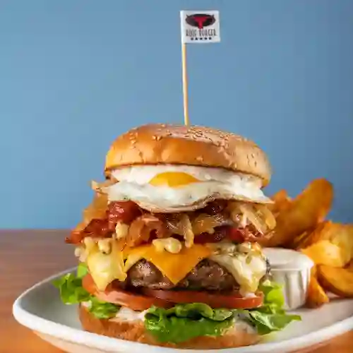 Deluxe Burger & Papas