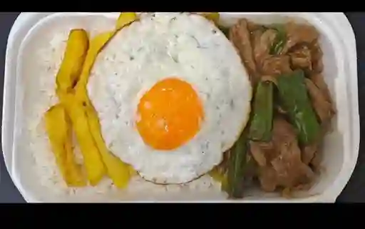 Colacion de Carne Mongoliana a Lo Pobre