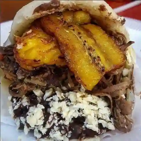 Super Arepa Pabellon