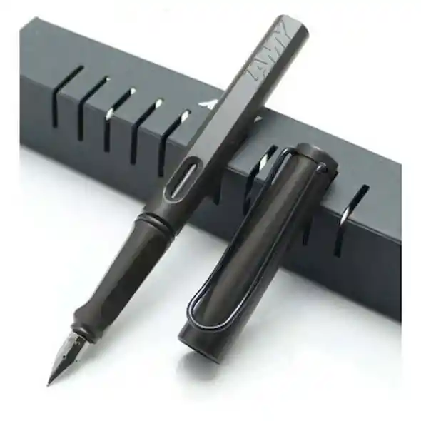 Lamy Pluma Safari Negra M 17 Opaca