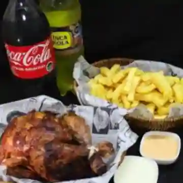 Pollo Entero + Papas Familiar + Bebida
