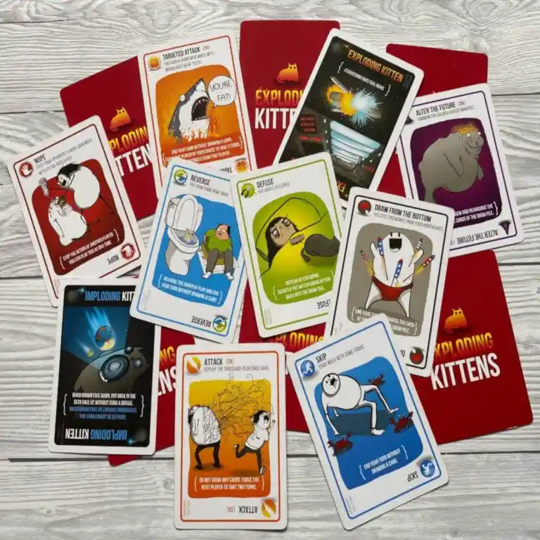 Exploding Kittens Juego De Mesa Gatito Explosivo