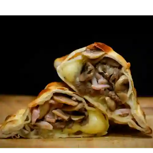 Empanada Lomo de Lujo