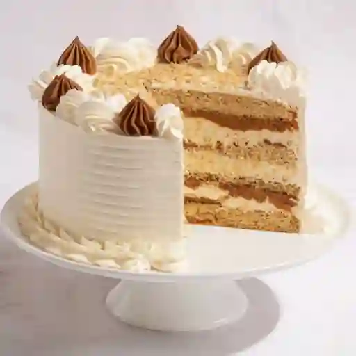 Torta bizcocho manjar nuez