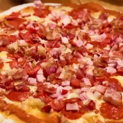 Pizza 4 Carnes