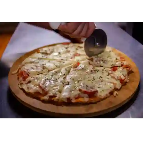 Arma Tu Pizza Grande con 3 Ingrediente