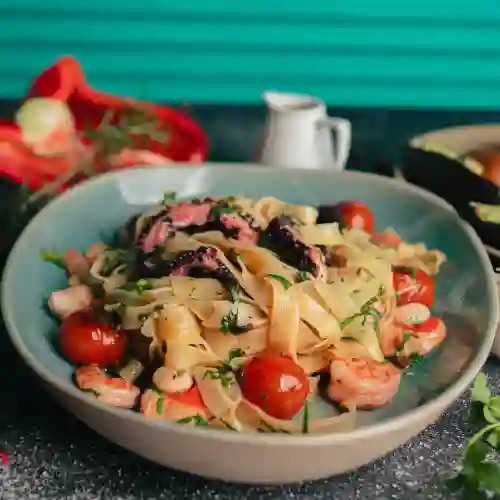 Fetuccini Fruti Di Mare