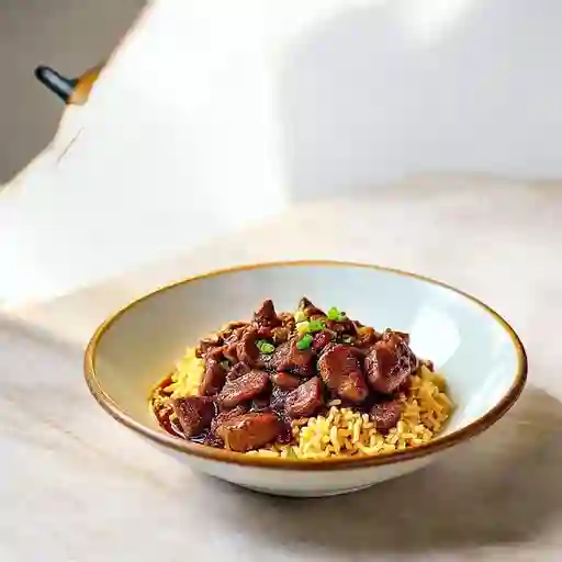 Colacion Diente Dragon De Carne Con Arroz Chaufan+5 Unidades De Wantan Fritos + Bebida 350mi, Sabor Coca Cola O Fanta.