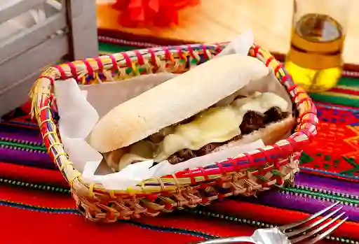 Sánguche de Lomo Saltado