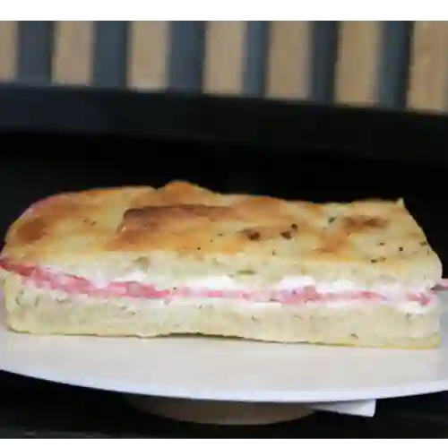 Focaccia Salame