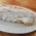 Eclair de Chocolate Blanco