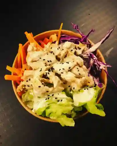 Salad Bowl Clásico con Pollo