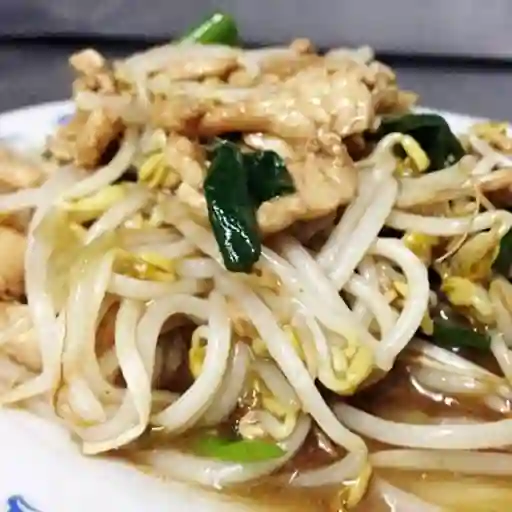 Diente Dragón con Pollo con Arroz