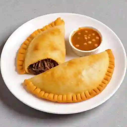 Empanada Carne Mechada