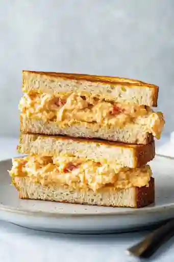 Promo Sandwish Ave Pimentón y Cafe