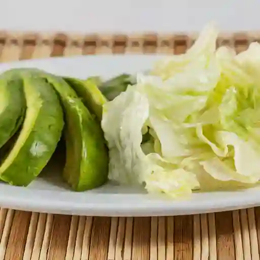 Ensalada de lechuga palta