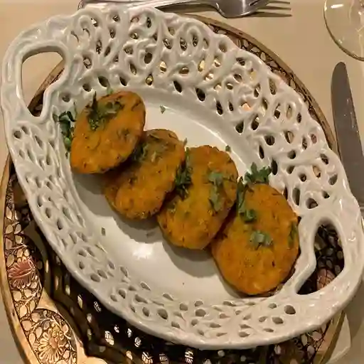 Alu Tikki