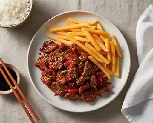 Carne Mongoliana con Papafritas