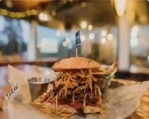 Sándwich Lomo Saltado