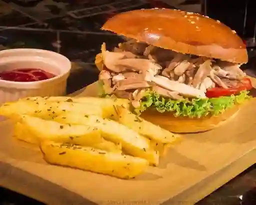 Sanguche Pollo a la Brasa