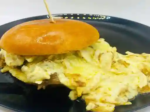 Sándwich Churrasco Suizo