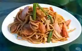 Tallarin Salteado Mixto