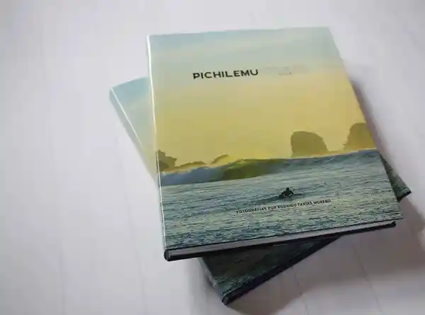 Libro Pichilemu Capital Del Surf - Rodrigo Farias Moreno