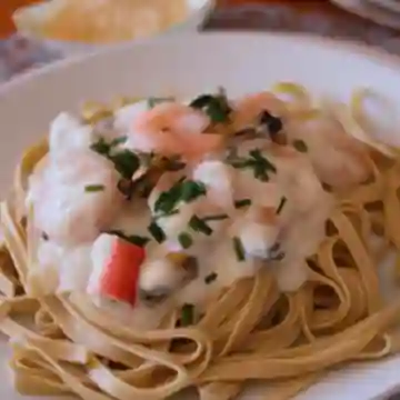 Pasta a Elección con Salsa Marina