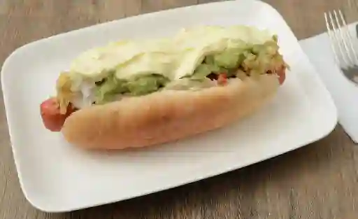 Vienesa Dinámica con Papas Fritas