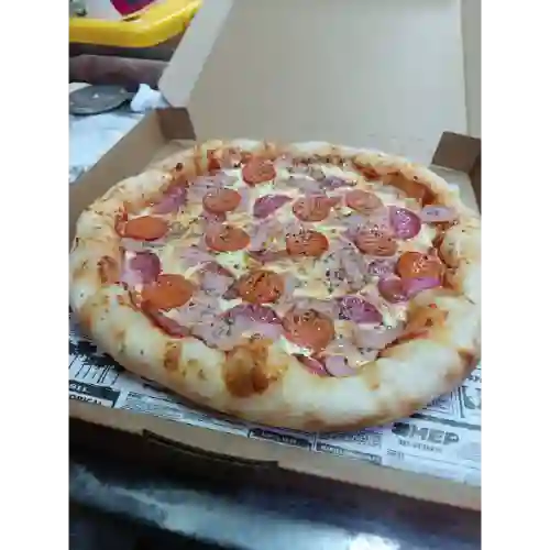 Pizza Mediana Caprichosa