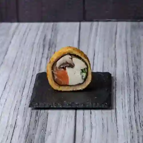 100 Envuelto Nori + Salmon Furai