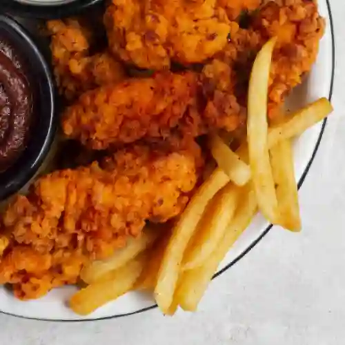 Alitas Pollo Crispy con Papas Fritas