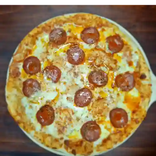 Pizza Doble Pepperoni Familiar