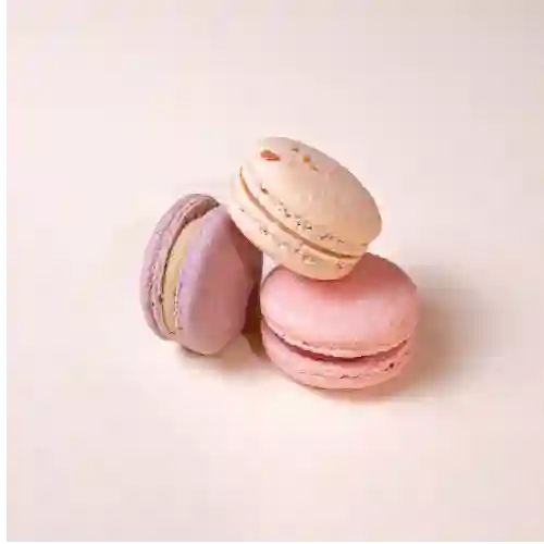 3 Macarons