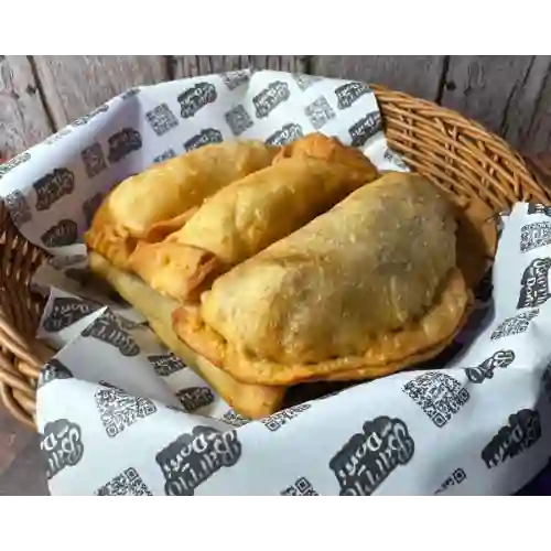 Empanadas peruanas 6 unidades