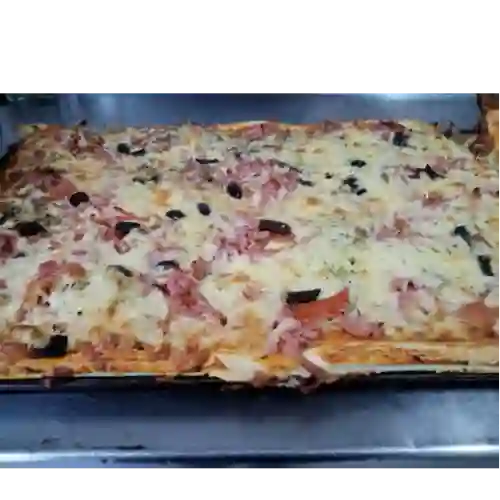 Pizza Medio Metro Napolitano 50x35cm