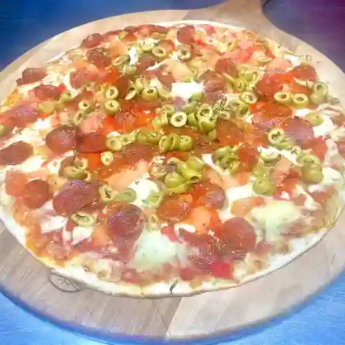 Pizza Napolitana 32 Cms